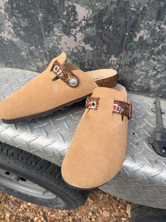 Tooled Leather Cloggs