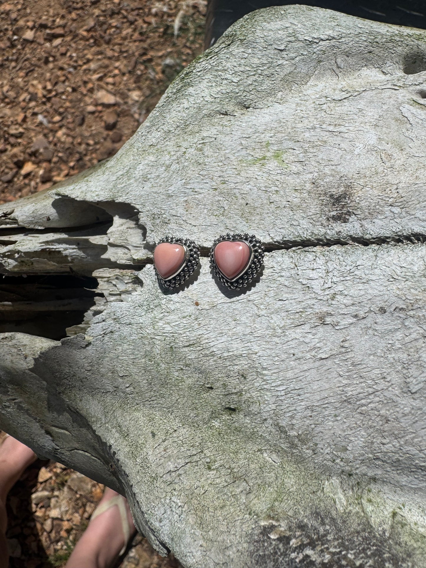 Pink Conch Heart Earrings